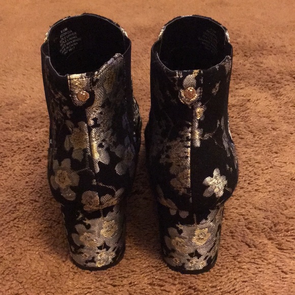 Anne Klein black and gold booties - Picture 3 of 4